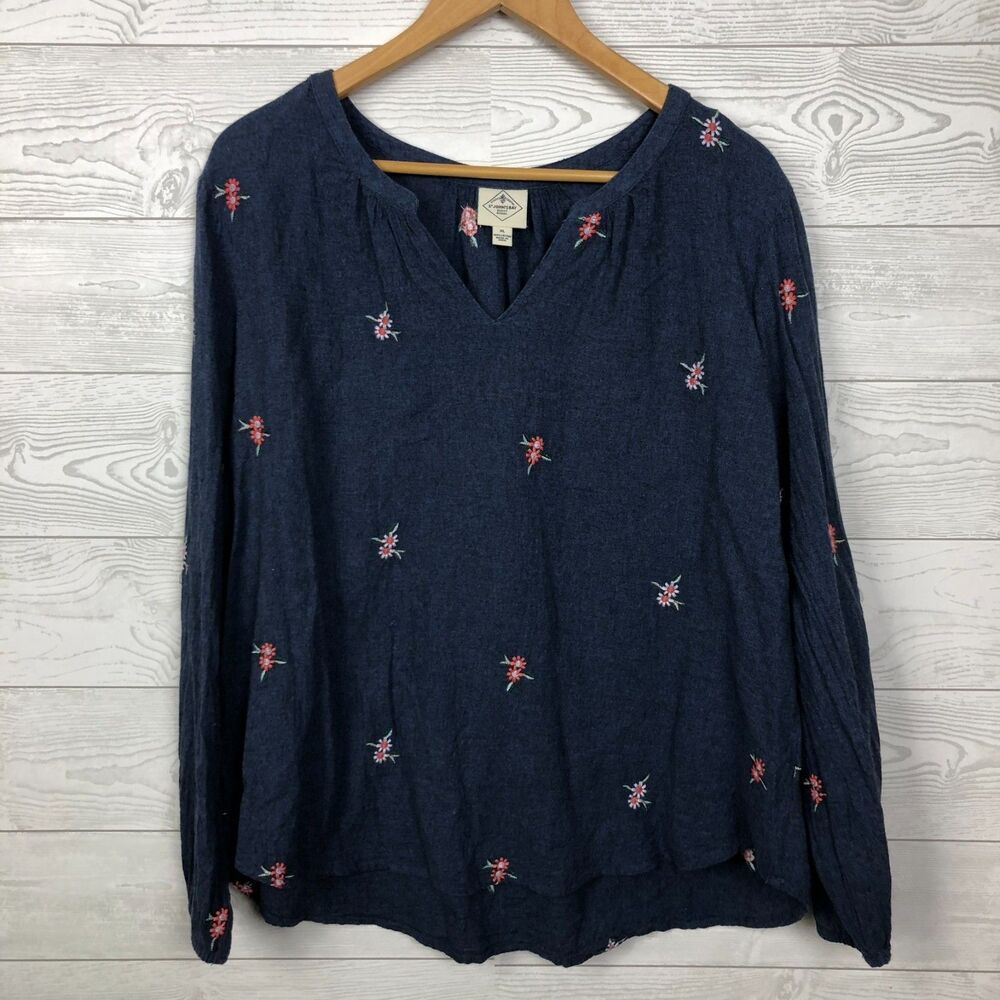 St Johns Bay Women's XL Long Sleeve V Neck Shirt Embroidered Flowers 100% Cotton